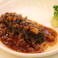 想吃海鲜，直接自驾青岛码头，买2袋100元路边小店加工吃得美